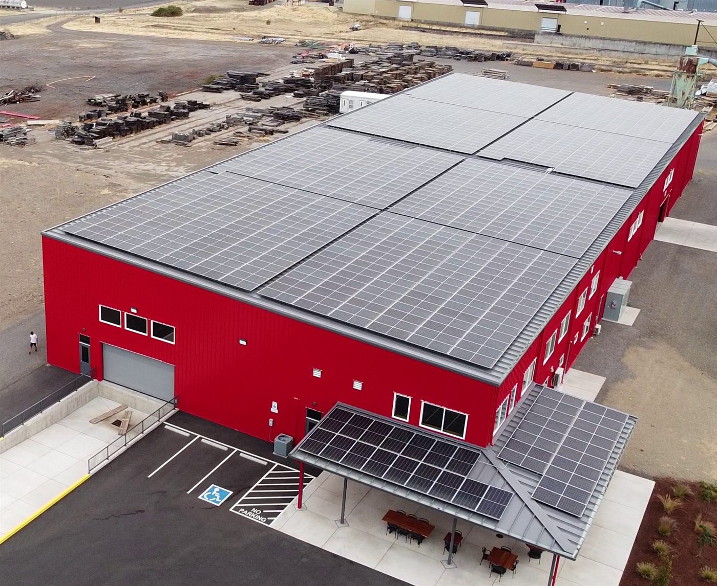 Commercial rooftop and canopy PV array, Terramai, White City, OR